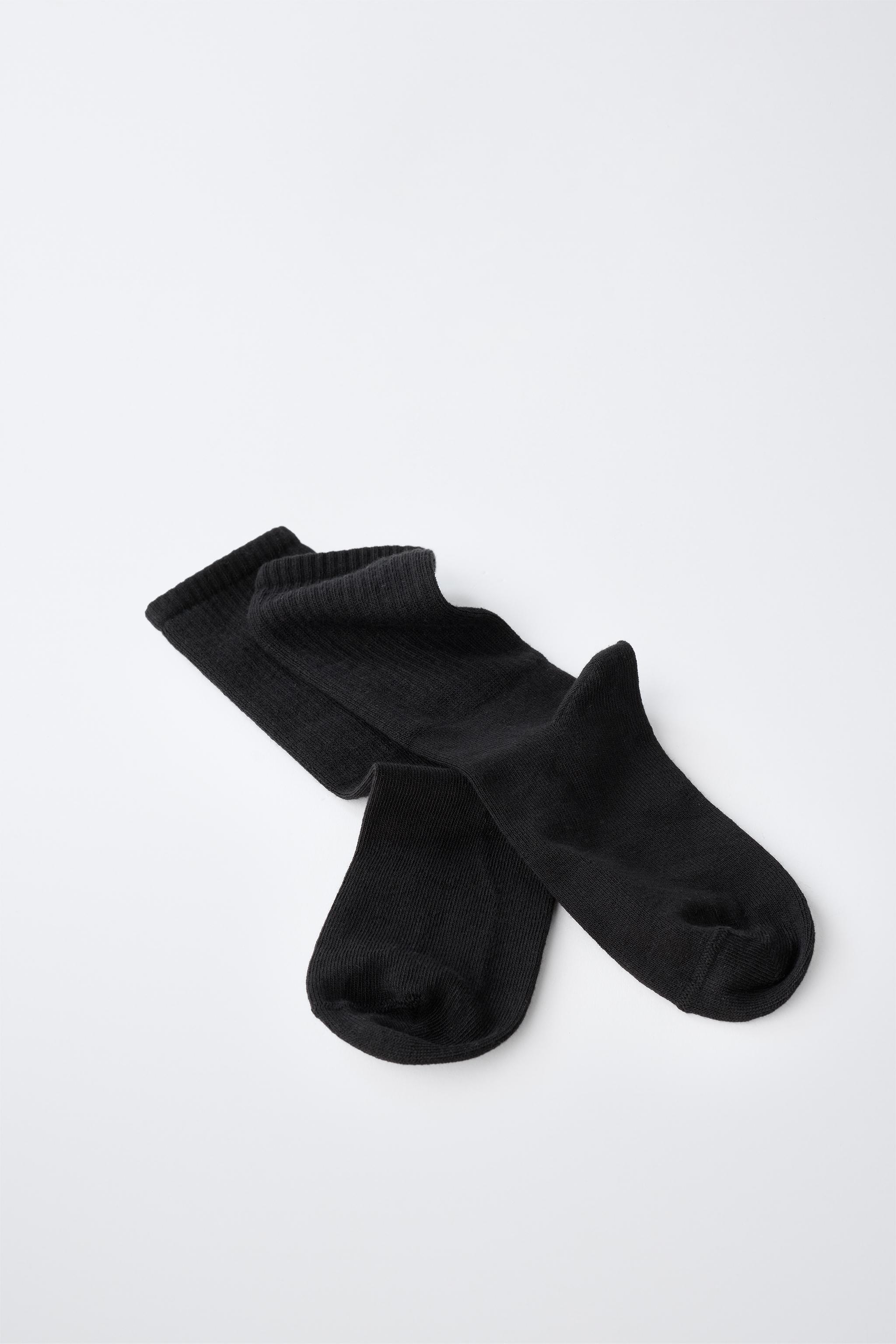 THREE-PACK OF LONG BASIC SOCKS